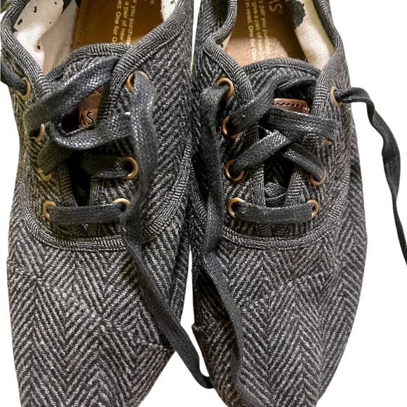 Toms Casual Sneakers - Picture 4 of 6